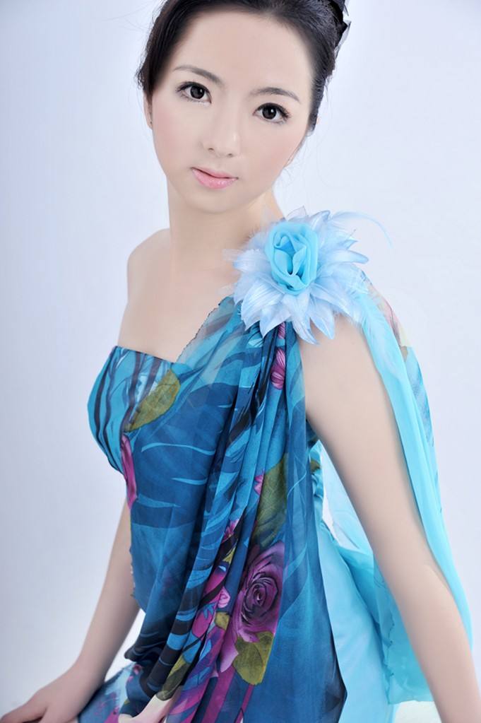 胡婷，胡婷婷唱古诗歌曲70首