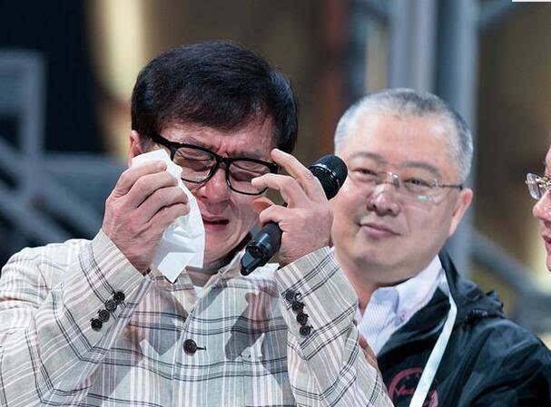 谁敢站出来，谁敢来唱歌完整版